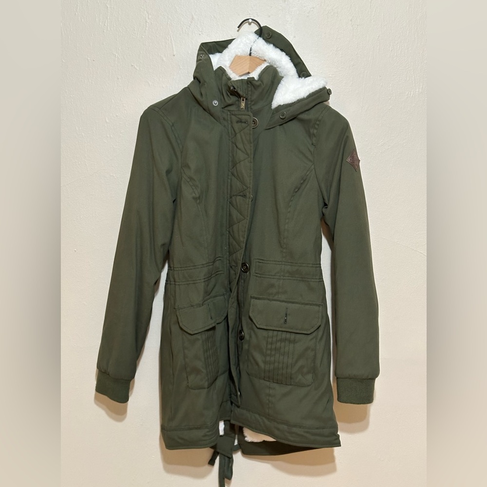 Hollister Women's Green Teddy Lined Parka Jacket With Faux Fur Hood